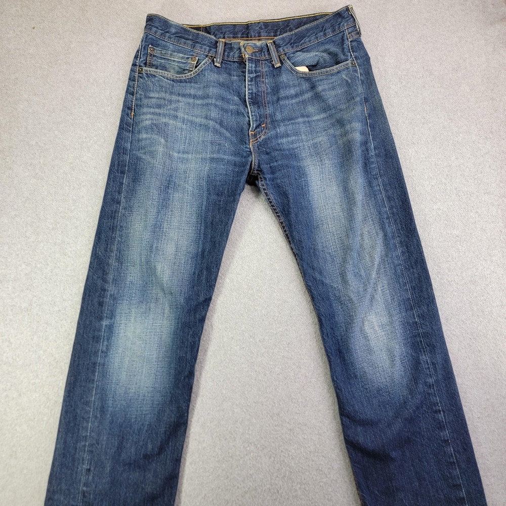 Levis 505 Jeans Mens 34x32 Blue Regular Straight Medium Wash Distressed Denim - Picture 1 of 16
